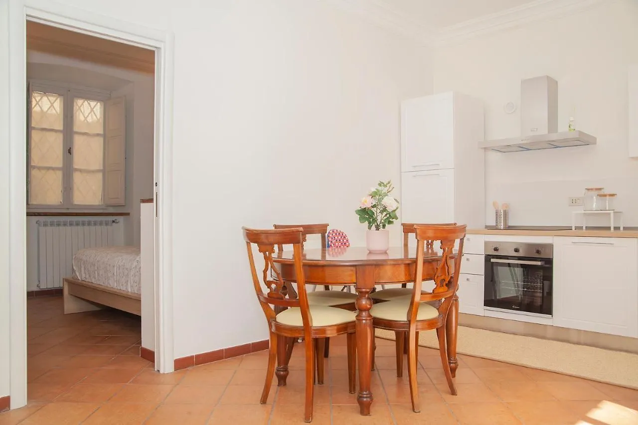 La Corte Di Lisa Pisa Bed & Breakfast