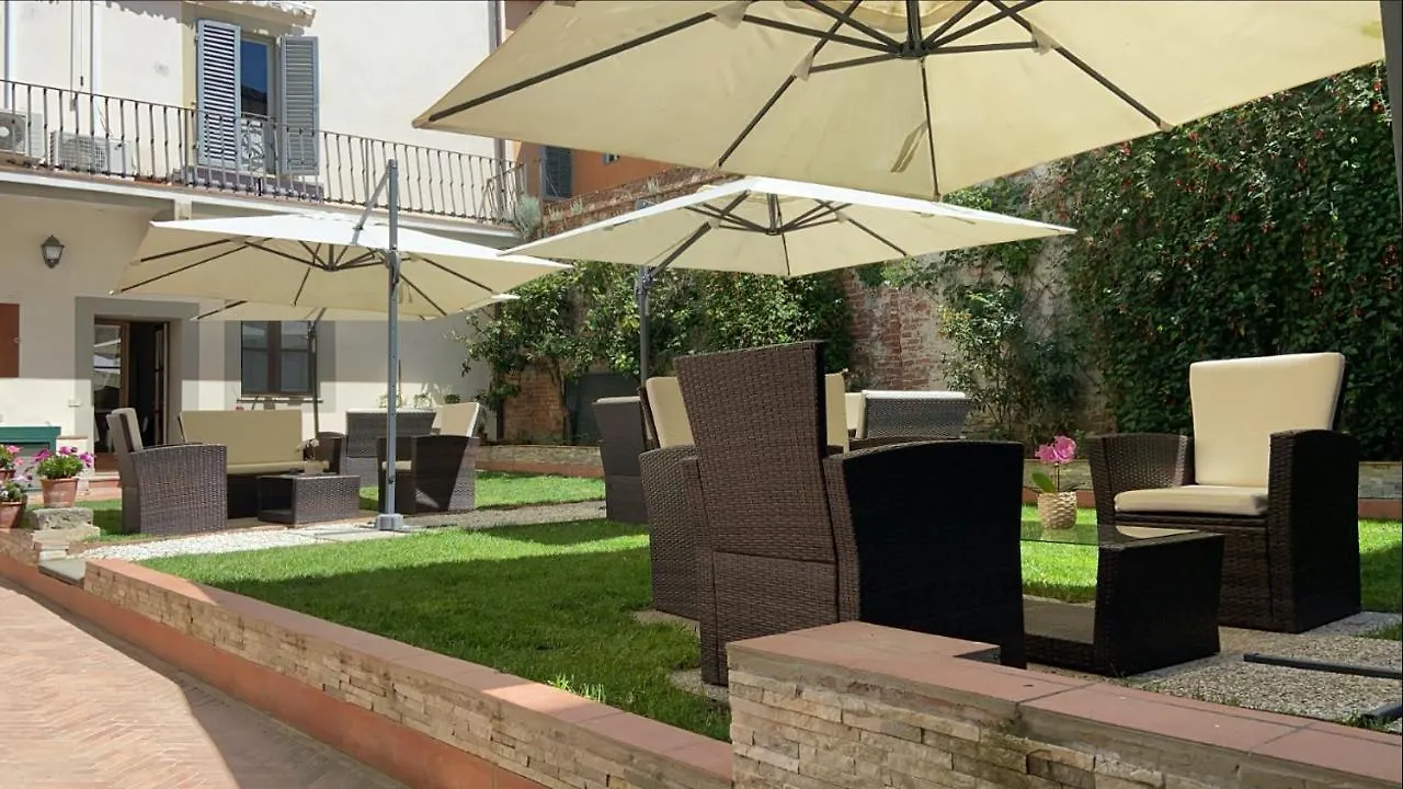 La Corte Di Lisa Pisa Bed & Breakfast